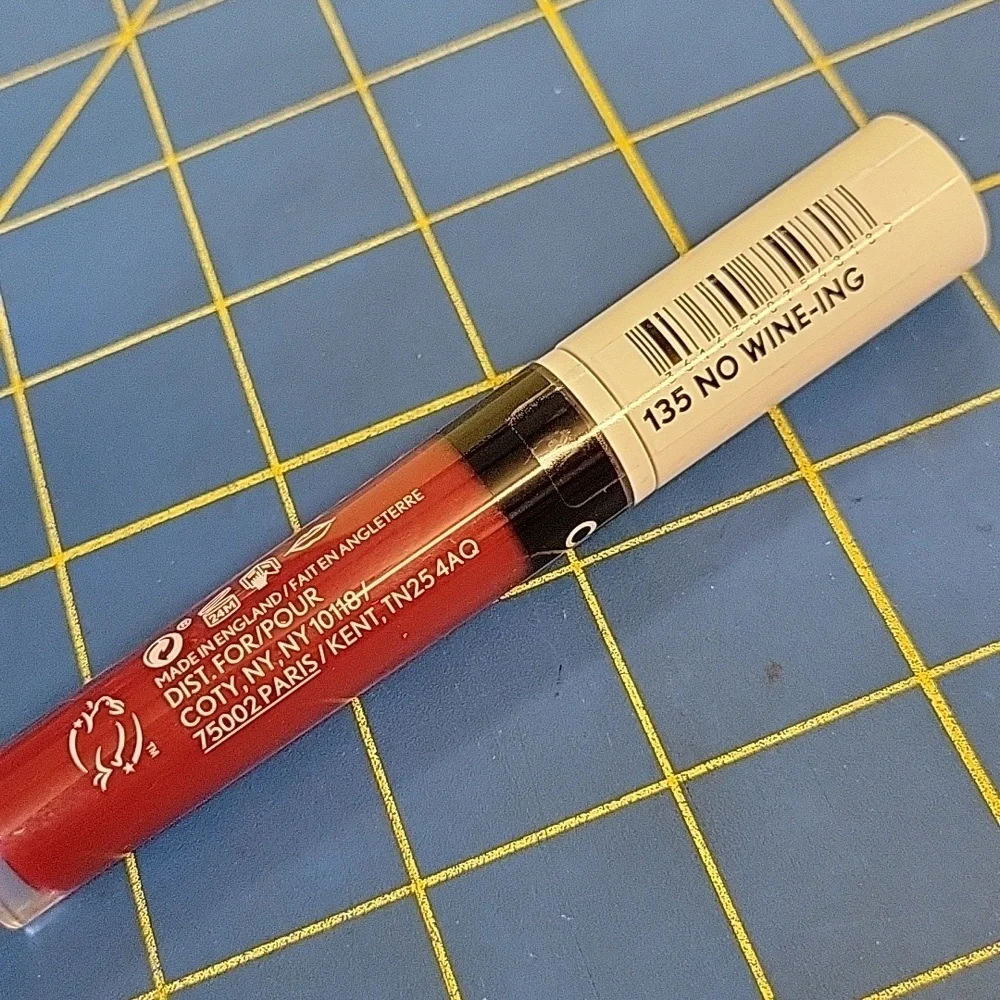 COVERGIRL Outlast Ultimate Liquid Lipstick New Sealed Tube 150 Cabernet with Bae
